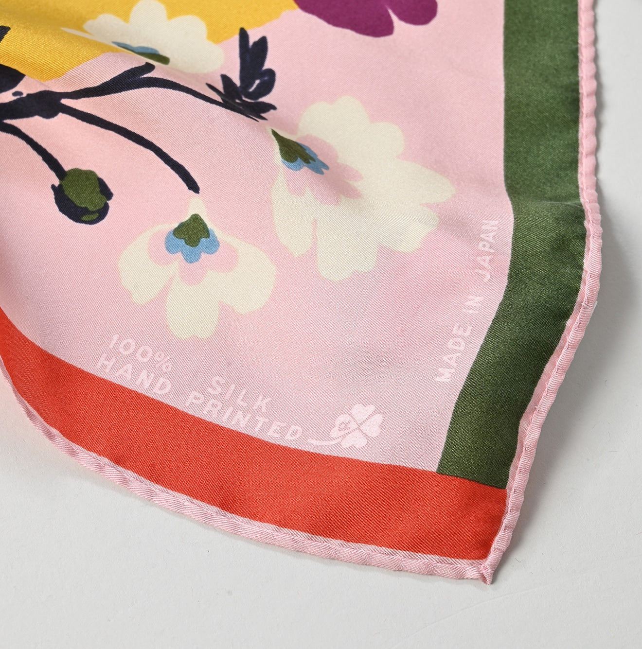 45R Silk Anemone Bird Bandana