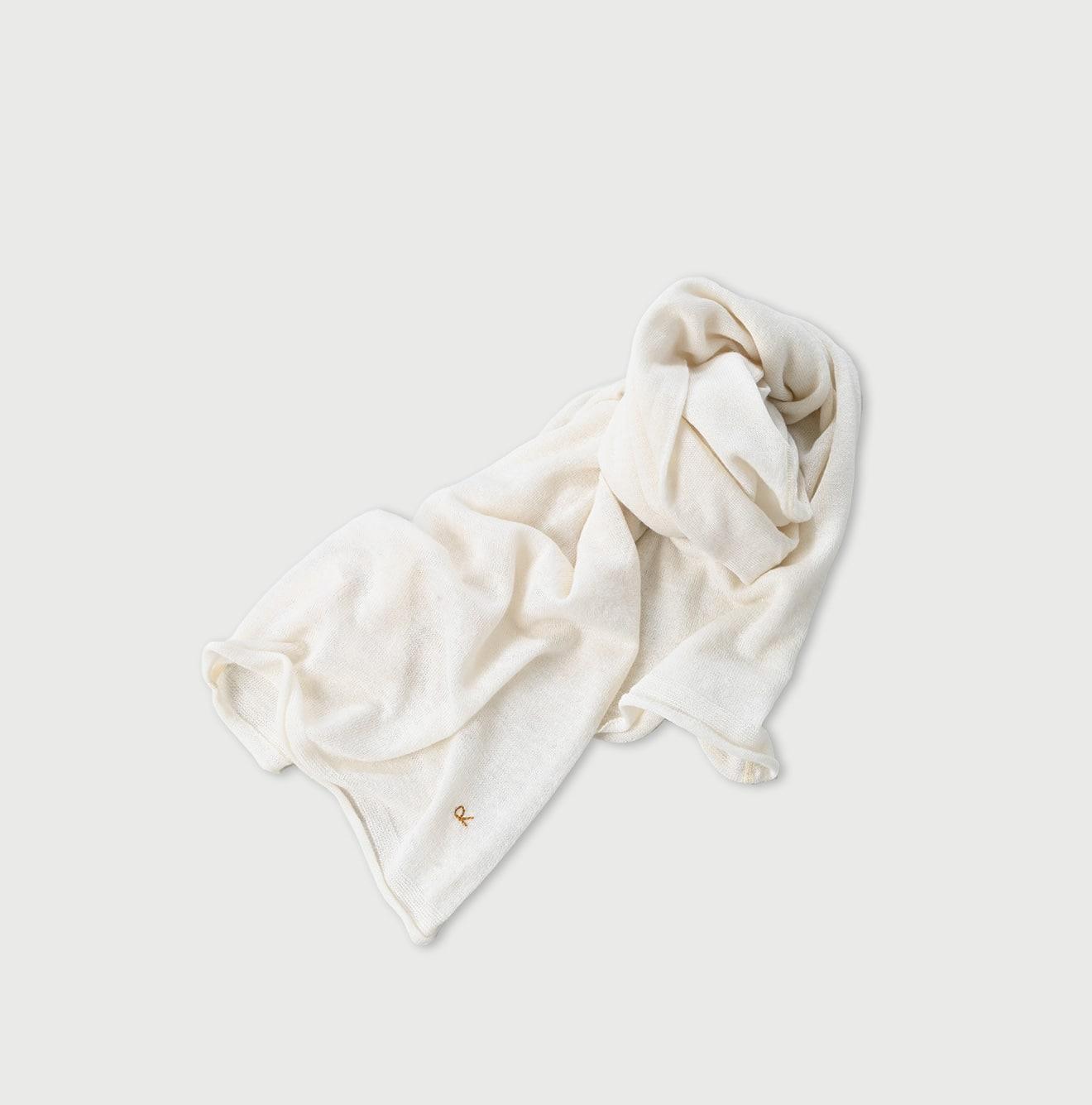 Botanical Dyed Cashmere Super Gauze Muffler - 45R by 45rpm studio - Image 5